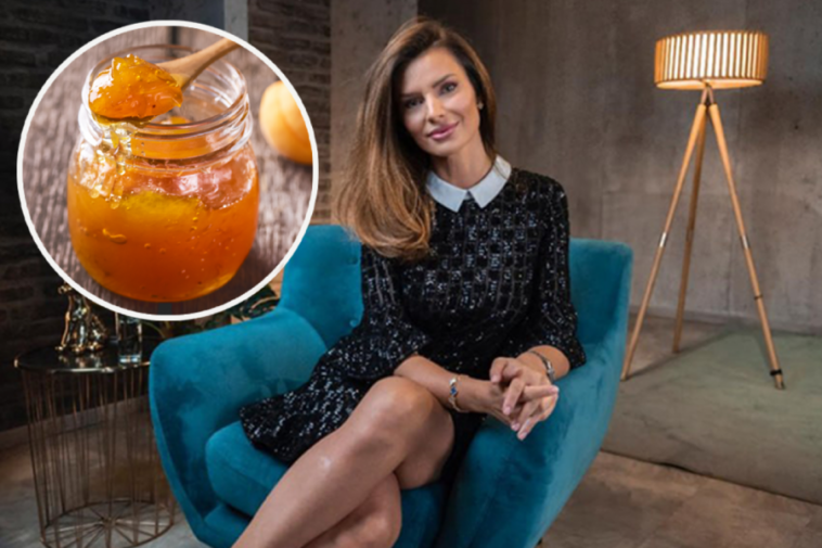 Maja Manojlović otkrila RECEPT za domaći džem od kajsija: Jedan DETALJ pravi savršenu gustinu, a svi ga preskaču (FOTO) Maja Manojlović otkrila RECEPT za domaći džem od kajsija: Jedan DETALJ pravi savršenu gustinu, a svi ga preskaču (FOTO)