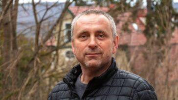 Zoran je prevario ženu jer se “zapustila”, a onda je video scenu u dnevnoj sobi koja ga je zaledila