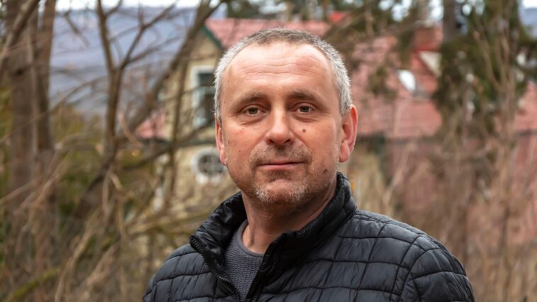 Zoran je prevario ženu jer se “zapustila”, a onda je video scenu u dnevnoj sobi koja ga je zaledila Zoran je prevario ženu jer se “zapustila”, a onda je video scenu u dnevnoj sobi koja ga je zaledila