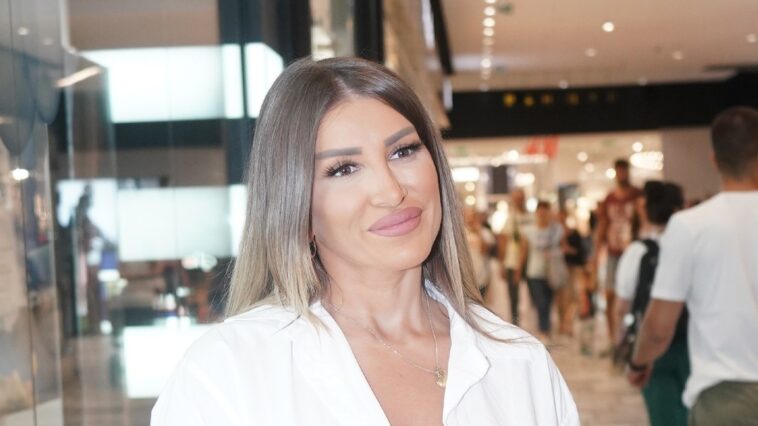 Evo koliko zarađuje Dalila Dragojević, živi sa dečkom u Americi, evo od čega Evo koliko zarađuje Dalila Dragojević, živi sa dečkom u Americi, evo od čega