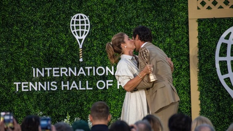 Mirka Federer oduševila Jelenu Đoković: “Oh, ovo je tako prelepo gledati” Mirka Federer oduševila Jelenu Đoković: “Oh, ovo je tako prelepo gledati”