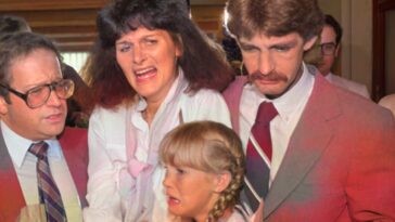 Surogat majka kada je trebalo da preda dete roditeljima pobegla sa bebom kroz prozor