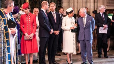 Megan i Hari se vraćaju u Britaniju zbog Čarlsa i razlog je potresan