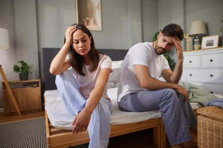 Nije ljubav ako stalno sumnjate u sebe: Tri znaka da je vreme da preispitate vezu Nije ljubav ako stalno sumnjate u sebe: Tri znaka da je vreme da preispitate vezu