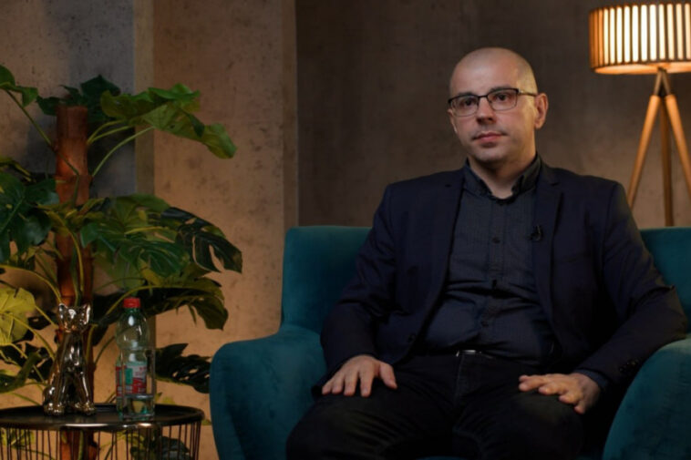 NOĆNO MOKRENJE KOD DECE: Dr Saša Milivojević otkriva šta se krije iza problema koji roditelji često ignorišu (VIDEO) NOĆNO MOKRENJE KOD DECE: Dr Saša Milivojević otkriva šta se krije iza problema koji roditelji često ignorišu (VIDEO)